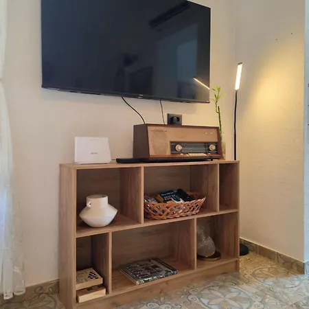 בית נופש Stone House Vito With A Terrace & Sea View *